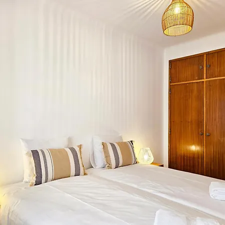 Seaview Lime - Cosy Flat With A Sunny Terrace Armação de Pêra